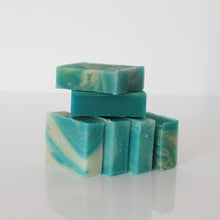 Ocean: Pine, Spearmint and Lime Natural Soap 25g